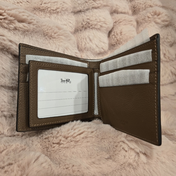 BRAND NEW COACH 3 In 1 Wallet - Picture 5 of 8